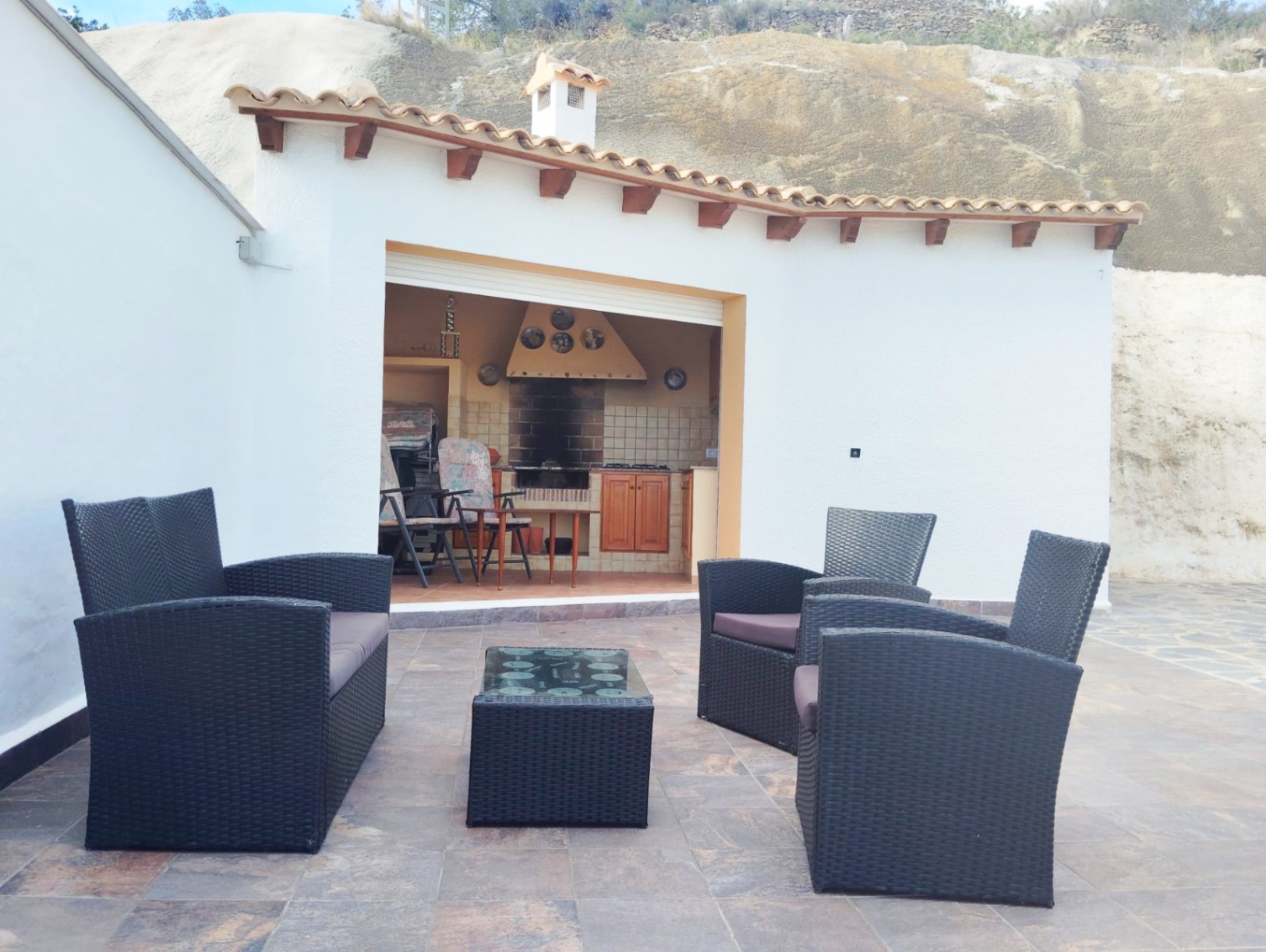 Villa te koop met 4 slaapkamers en een zwembad in Calpe, met uitzicht op zee.