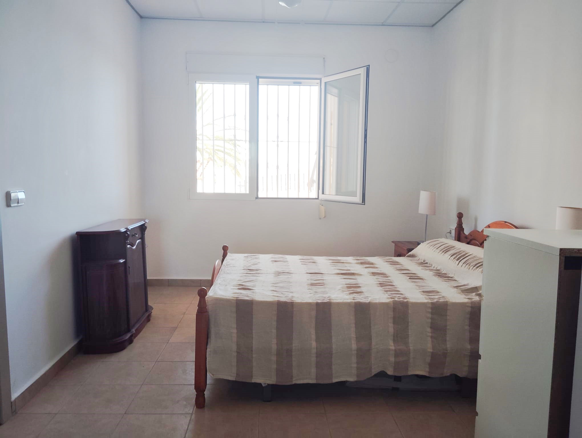 Villa te koop met 4 slaapkamers en een zwembad in Calpe, met uitzicht op zee.