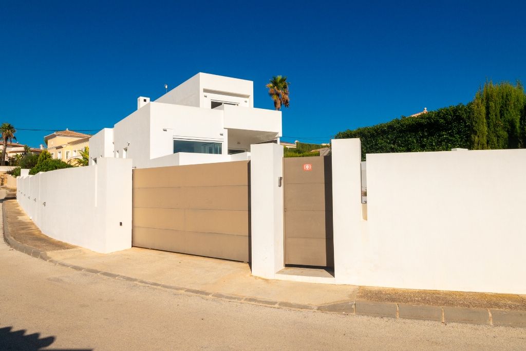 Villa de luxe avec piscine privée et vue sur la mer à Benissa