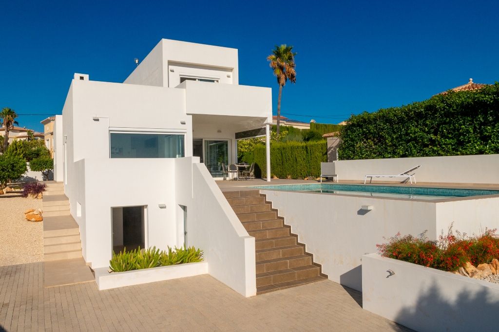 Villa de luxe avec piscine privée et vue sur la mer à Benissa