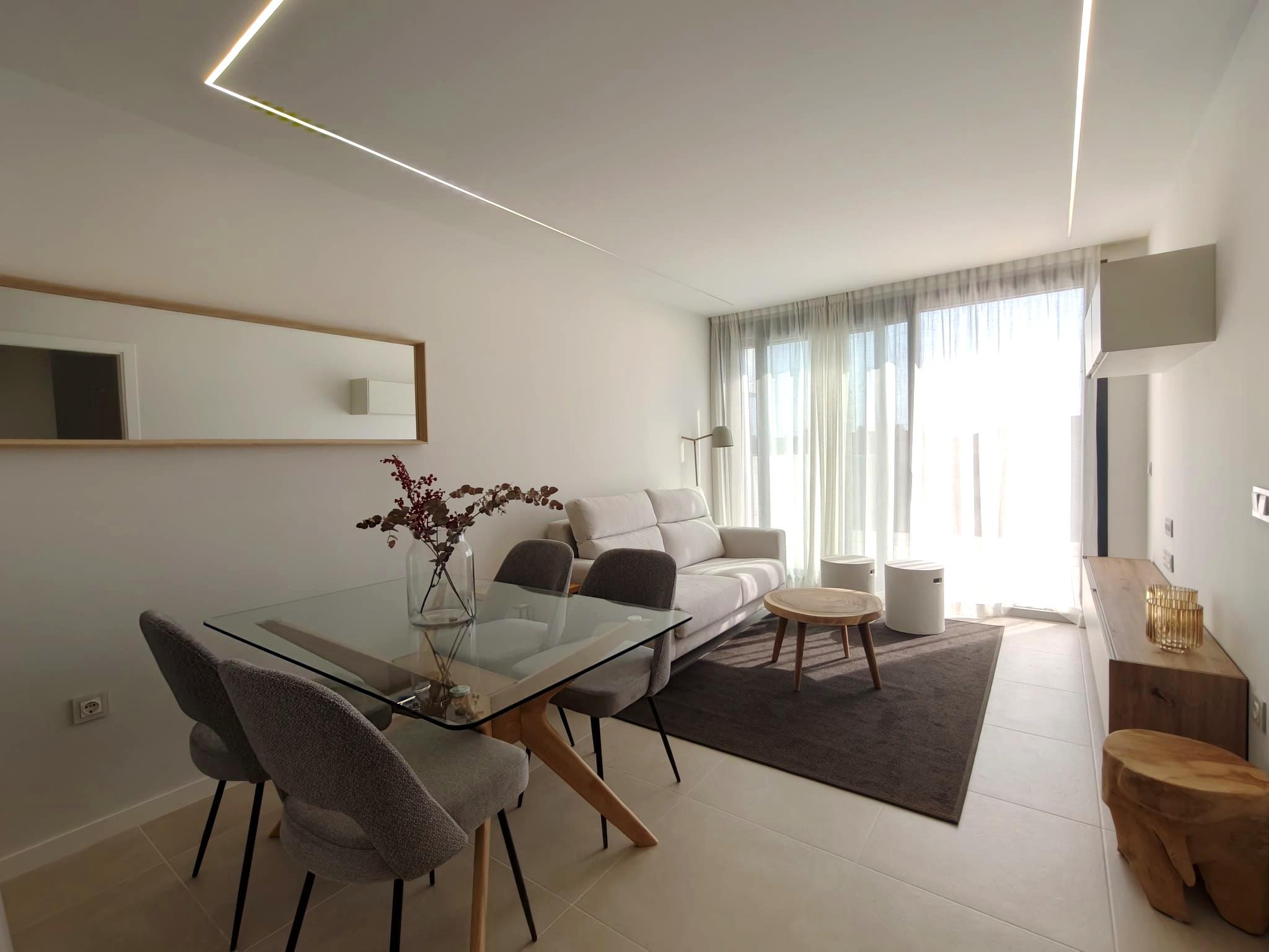 Appartement te koop in Denia, Alicante met 2 slaapkamers en 2 badkamers.