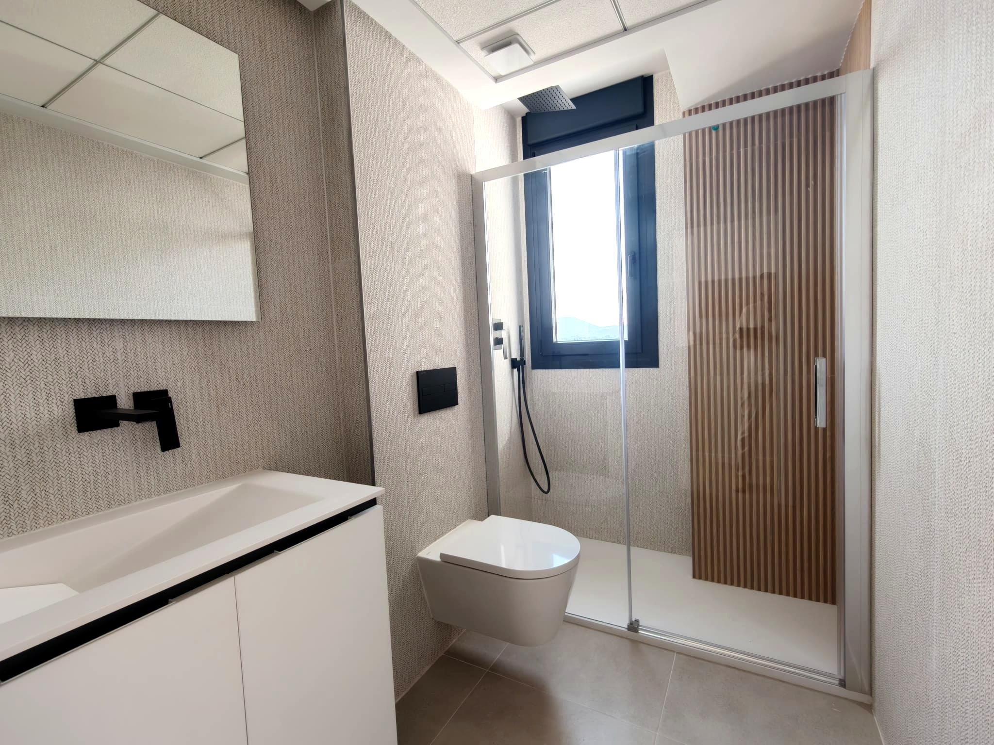 Appartement te koop in Denia, Alicante met 2 slaapkamers en 2 badkamers.