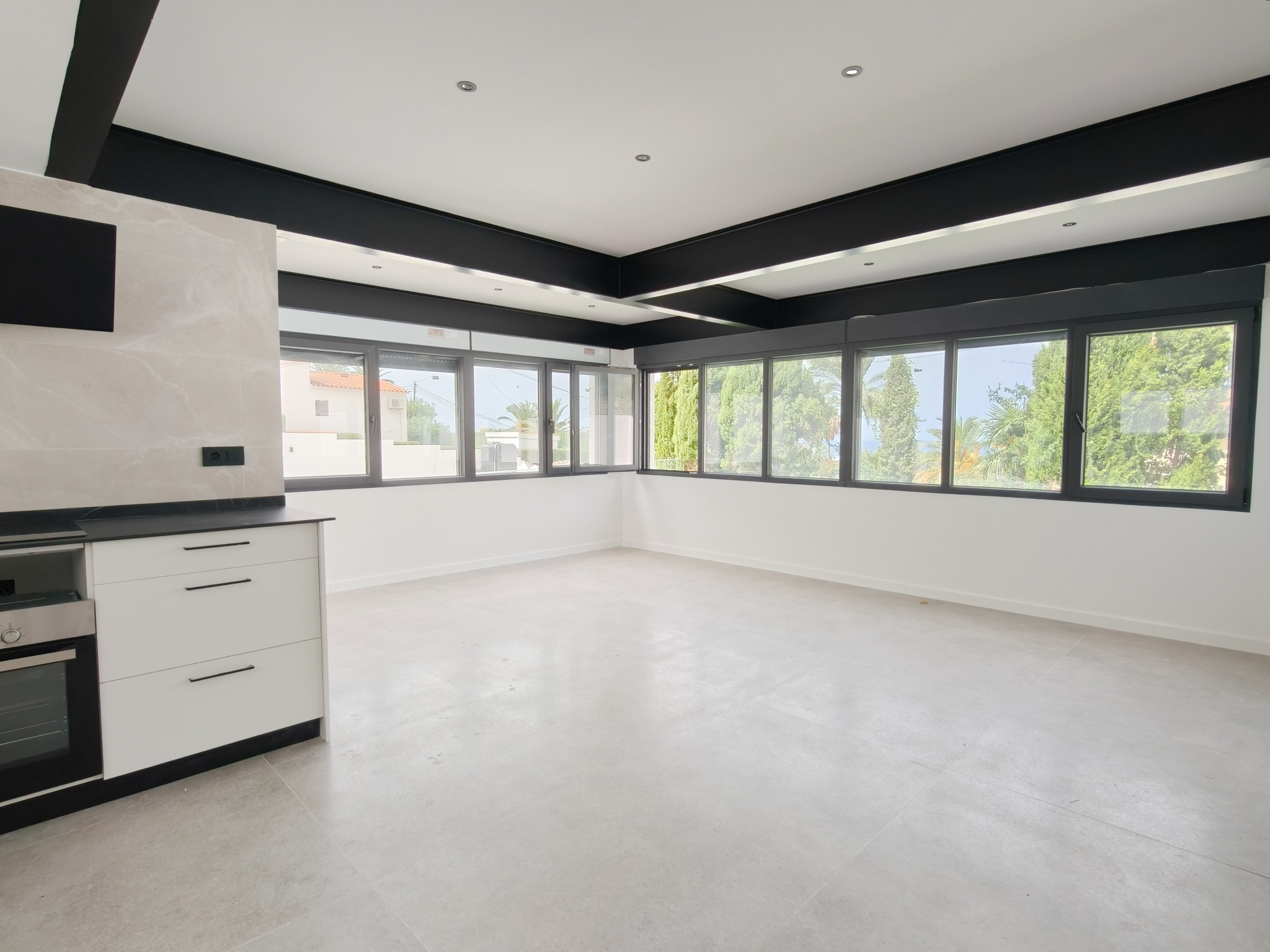 Villa te koop met 3 slaapkamers en een zwembad in Denia, Alicante.