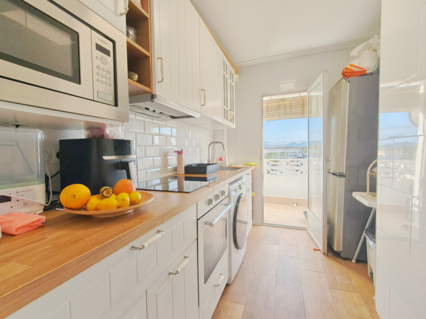 Apartment mit Meerblick zum Verkauf, 2 Schlafzimmer mit Pool in Denia, Alicante