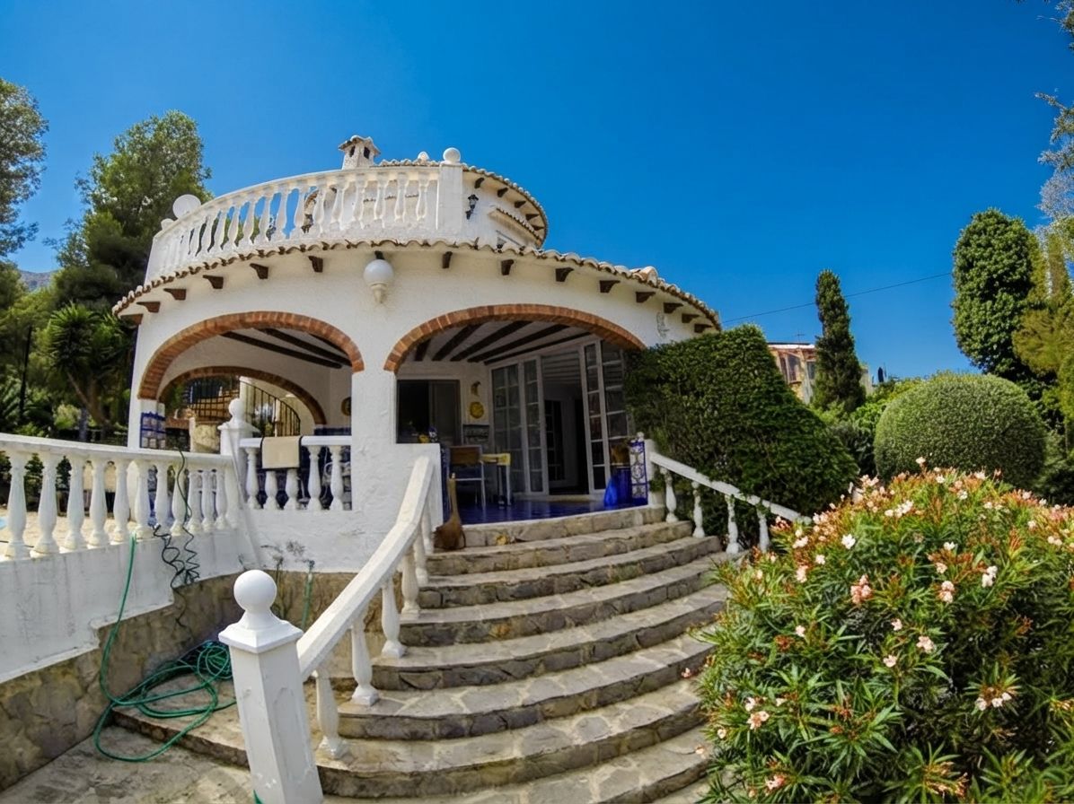 Exclusieve Mediterraanse Villa in Dénia – Montgó Uitzichten, Zwembad  Gastenhuis