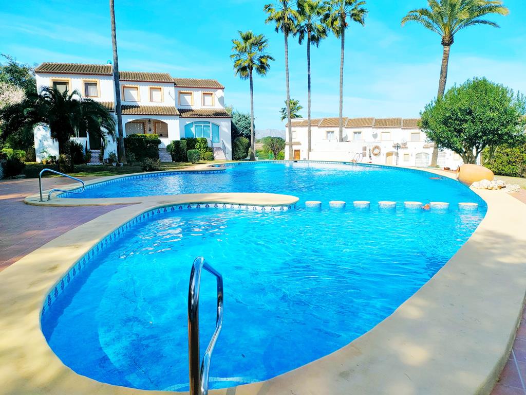 Town House for sale in Pedreguer