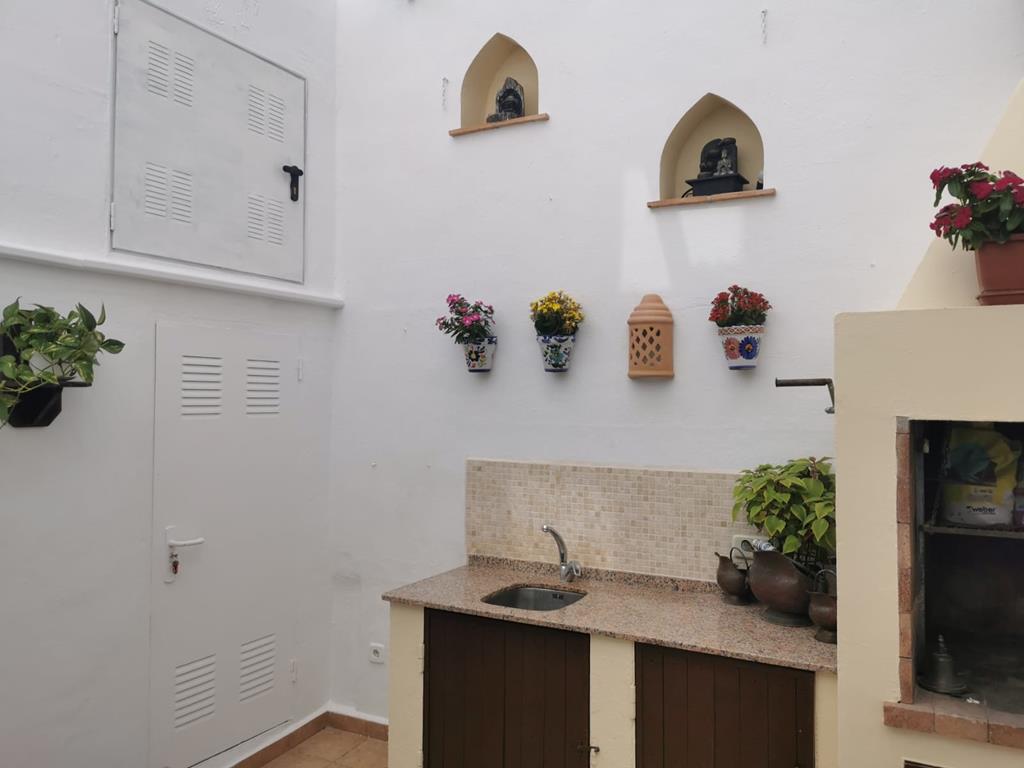 Townhouse with patio and terrace in Teulada