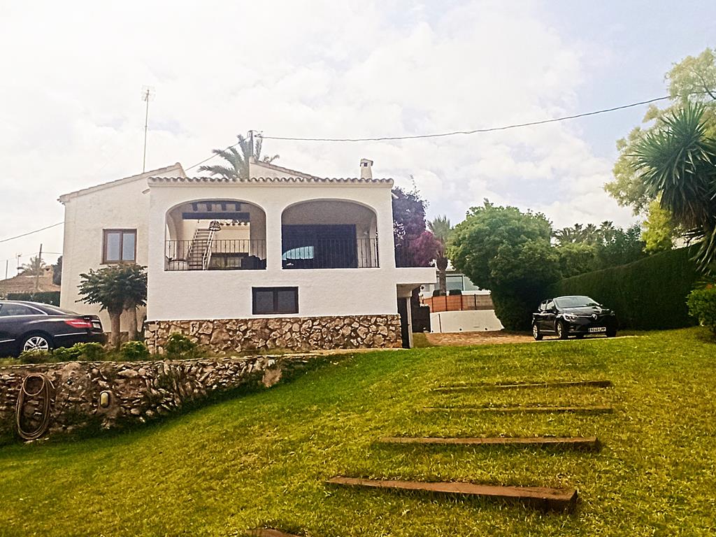 Villa in javea near the beach